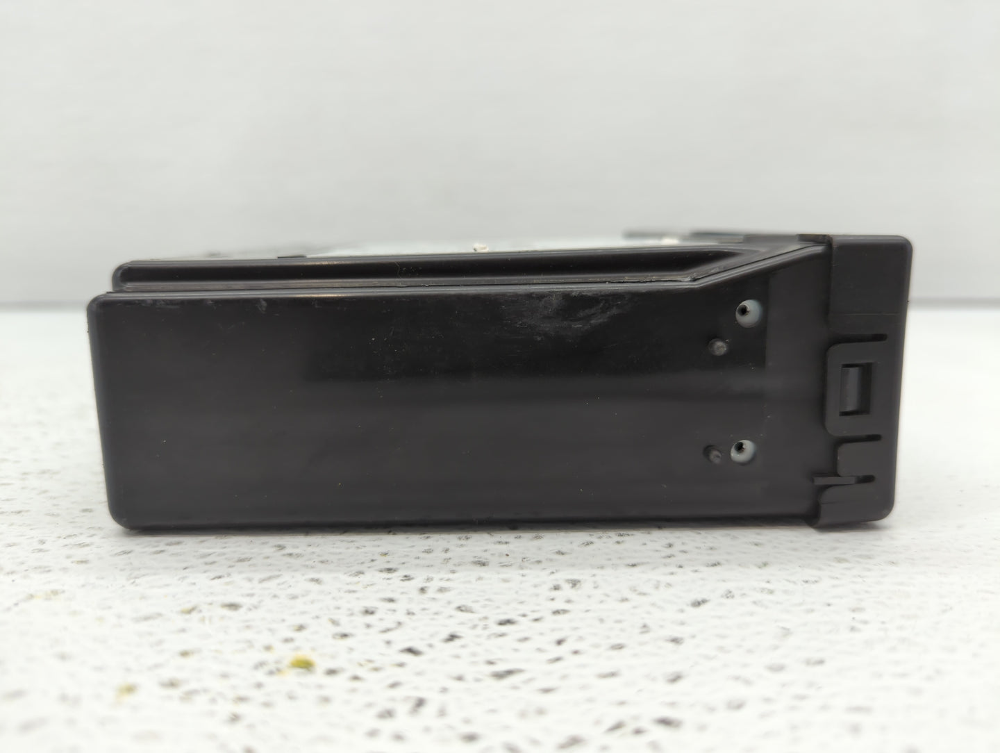 2017-2017 Chevrolet Silverado 1500 Am Fm Cd Player Radio Receiver - Oemusedautoparts1.com