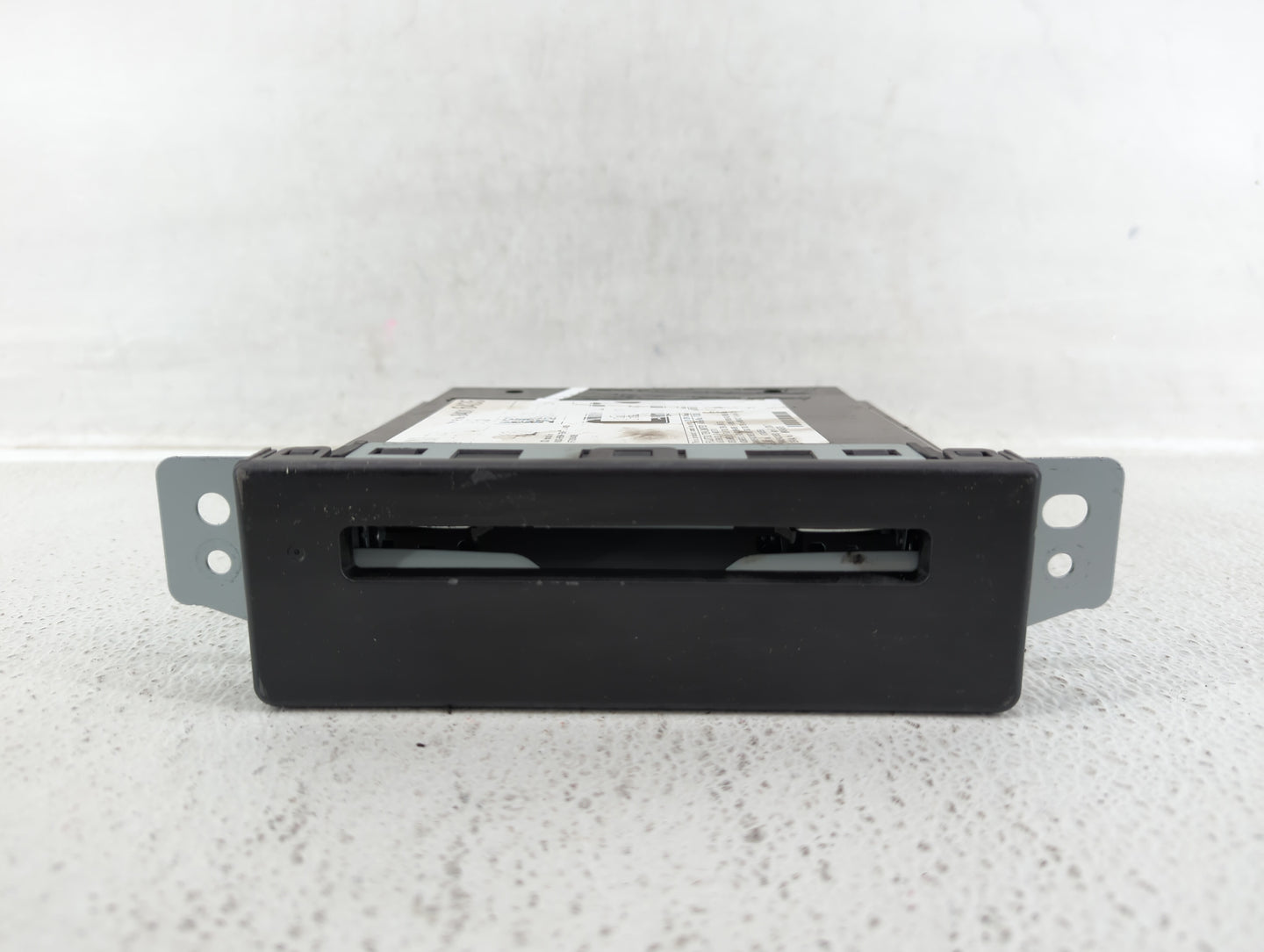 2015-2019 Chevrolet Silverado 1500 Am Fm Cd Player Radio Receiver - Oemusedautoparts1.com