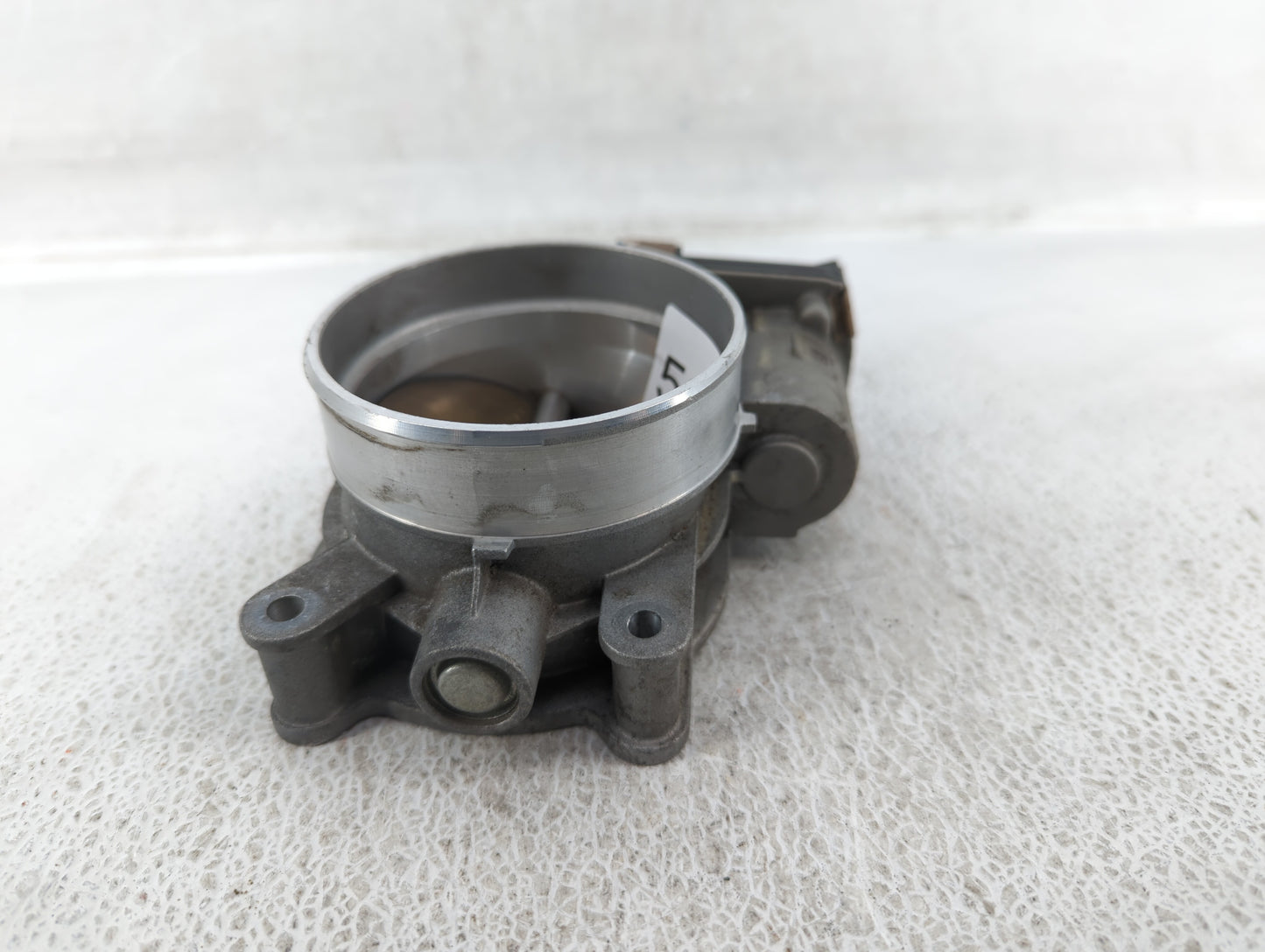 2014-2022 Chevrolet Silverado 1500 Throttle Body P/N:12617792 Fits Fits 2014 2015 2016 2017 2018 2019 2020 2021 2022 OEM Use