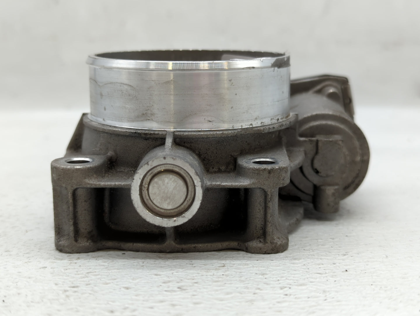 2017 Chevrolet Silverado 1500 Throttle Body P/N:12676296AA Fits Fits 2016 2018 2019 2020 2021 2022 OEM Used Auto Parts - Oem