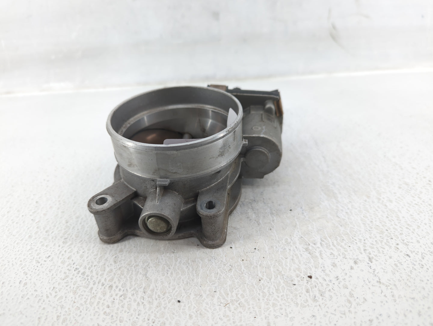 2014-2022 Chevrolet Silverado 1500 Throttle Body P/N:12617792 Fits Fits 2014 2015 2016 2017 2018 2019 2020 2021 2022 OEM Use