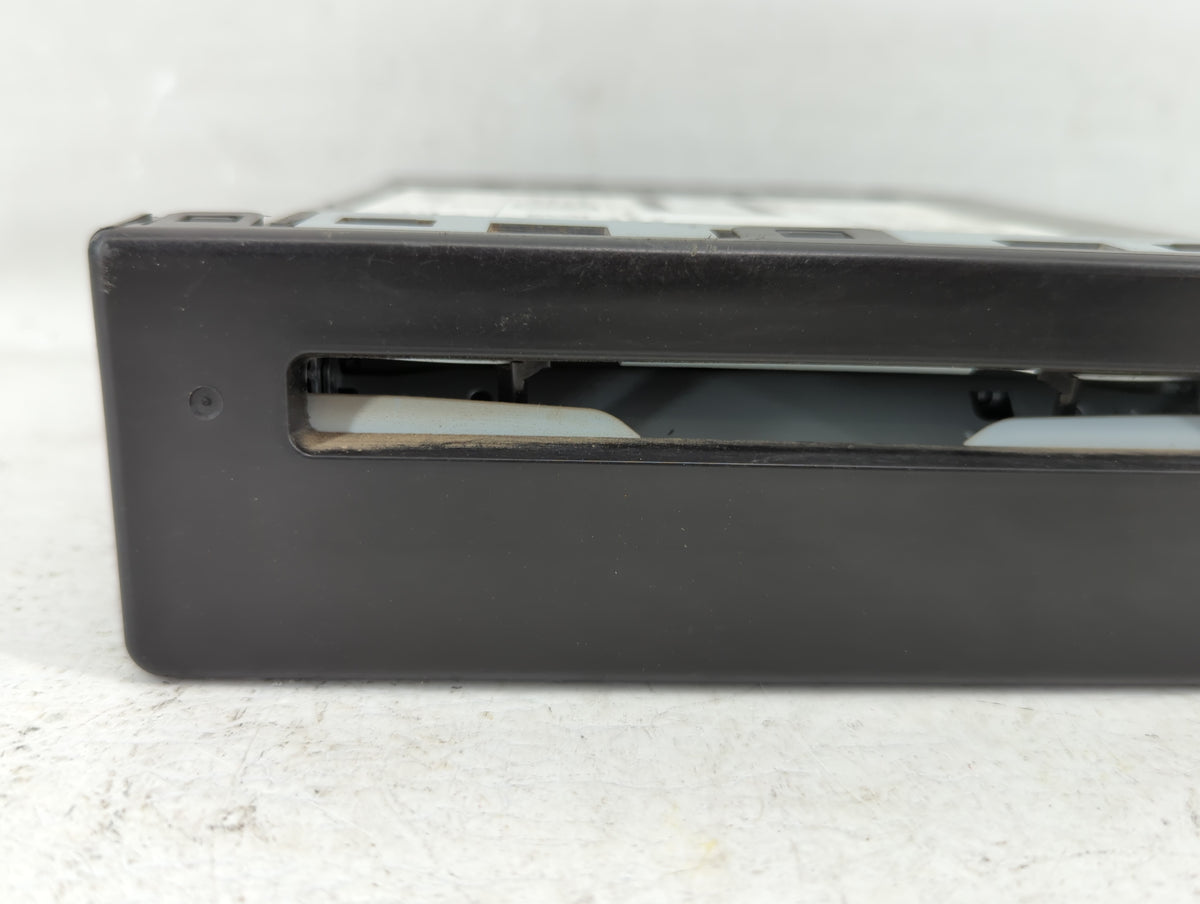 2015-2019 Chevrolet Silverado 1500 Am Fm Cd Player Radio Receiver 554569 - Oemusedautoparts1.com