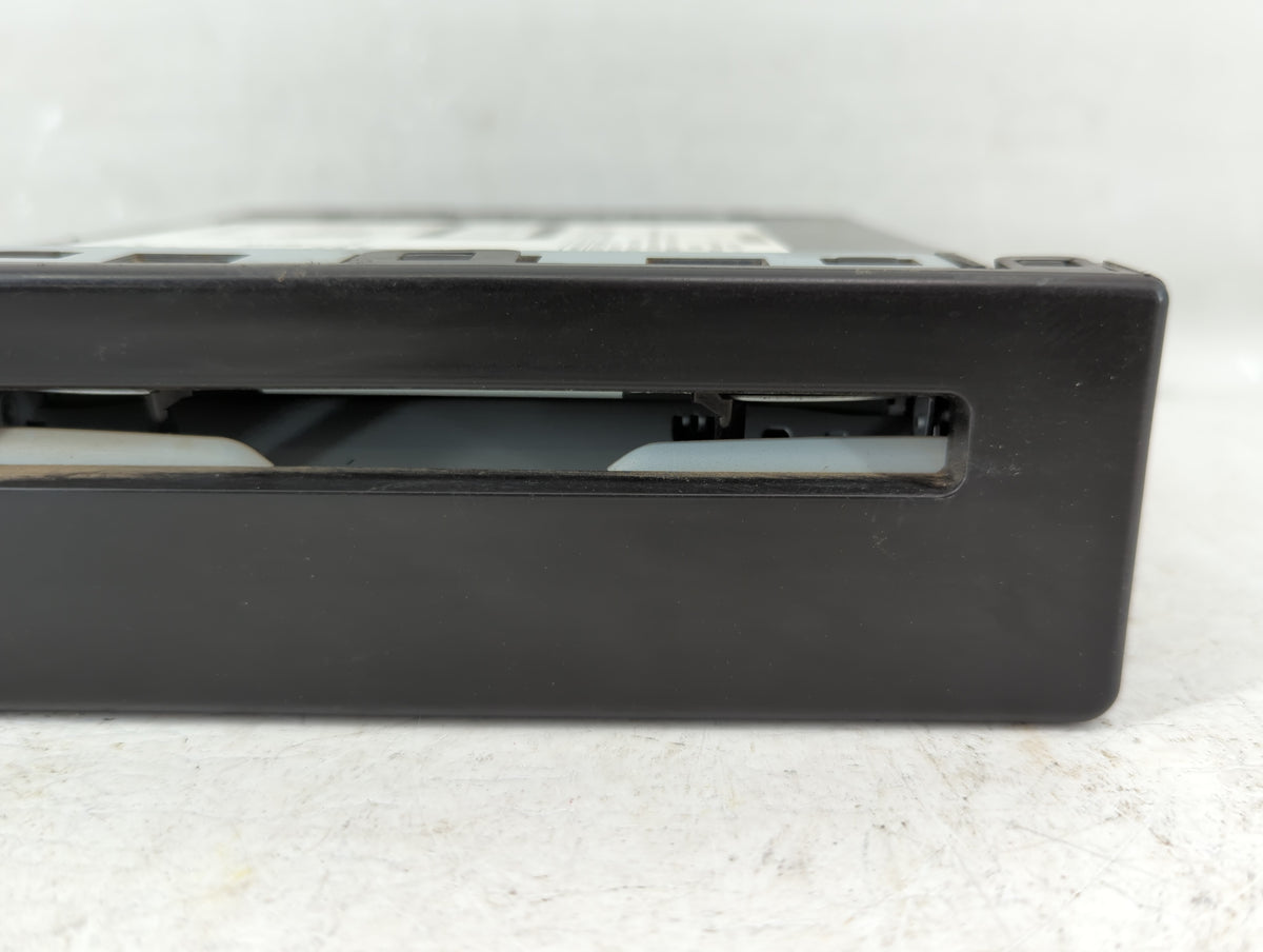 2015-2019 Chevrolet Silverado 1500 Am Fm Cd Player Radio Receiver 554569 - Oemusedautoparts1.com