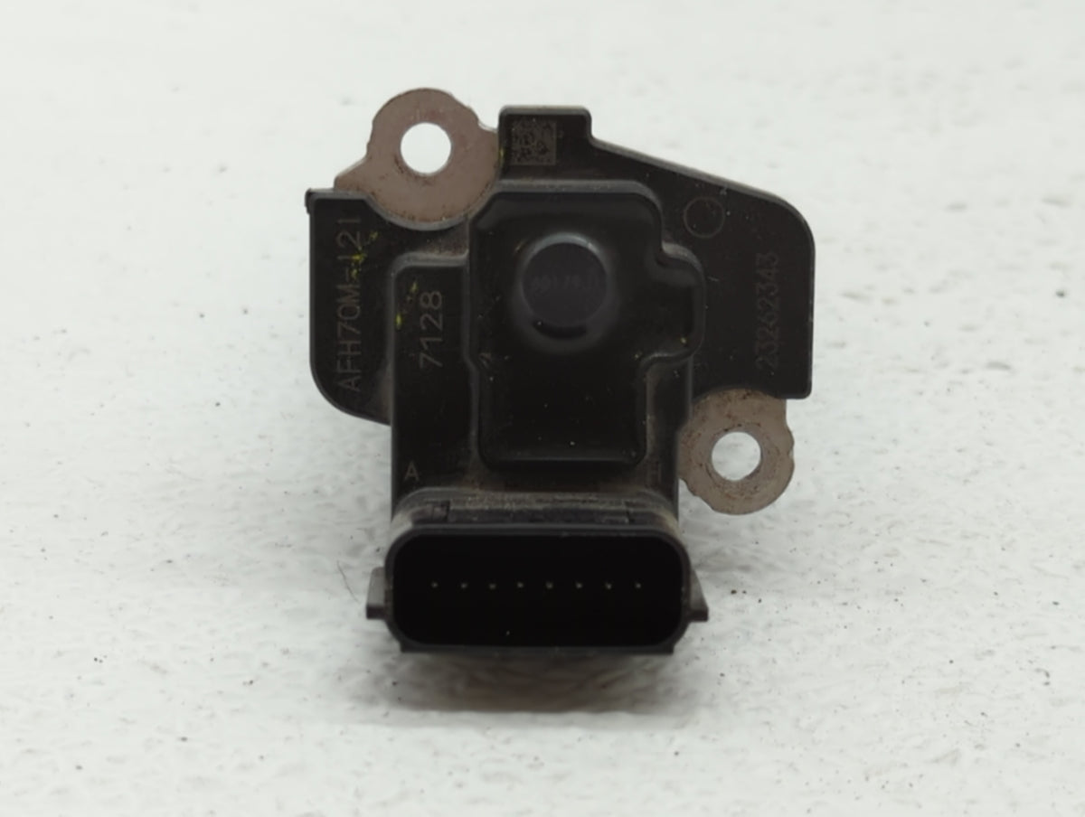 2014-2019 Chevrolet Silverado 1500 Mass Air Flow Meter Maf Sensor 556603 - Oemusedautoparts1.com