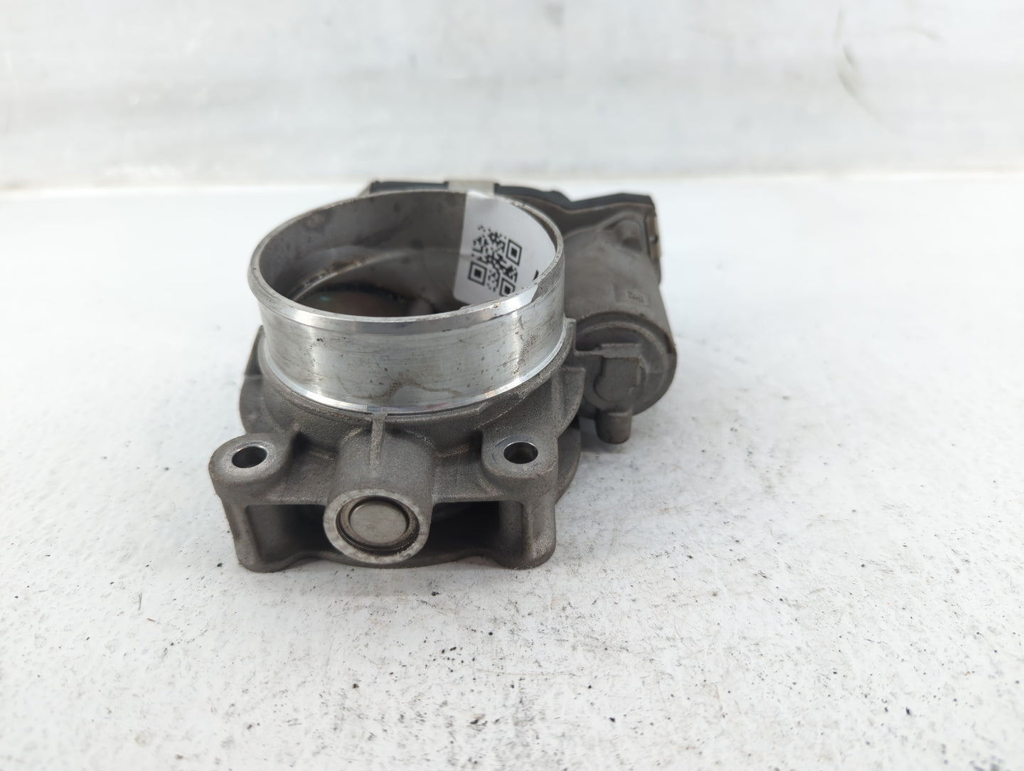 2016-2021 Chevrolet Silverado 1500 Throttle Body P/N:12676296AA Fits Fits 2016 2017 2018 2019 2020 2021 OEM Used Auto Parts 