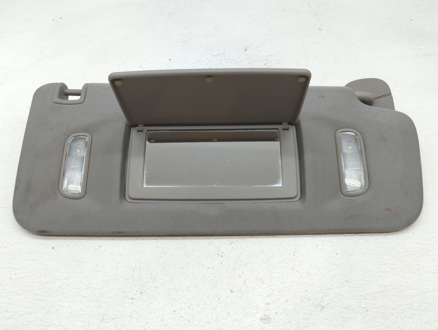 2014-2019 Chevrolet Silverado 1500 Sun Visor Shade Replacement Passenger Right Mirror Fits Fits 2014 2015 2016 2017 2018 201