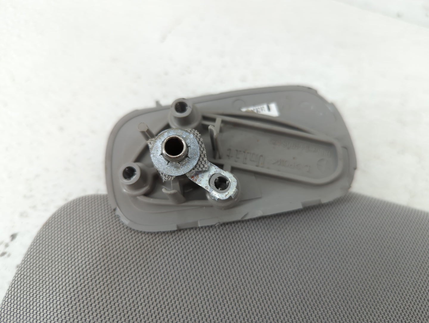 2014-2019 Chevrolet Silverado 1500 Sun Visor Shade Replacement Driver Left Mirror Fits Fits 2014 2015 2016 2017 2018 2019 OE