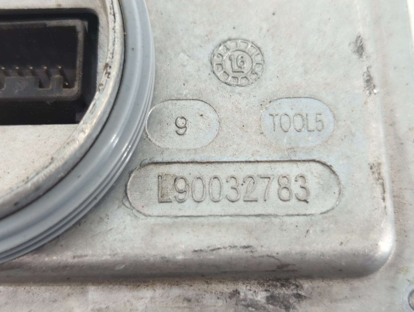 2017 Chevrolet Silverado 1500 Headlight Ballast Head Light - Oemusedautoparts1.com