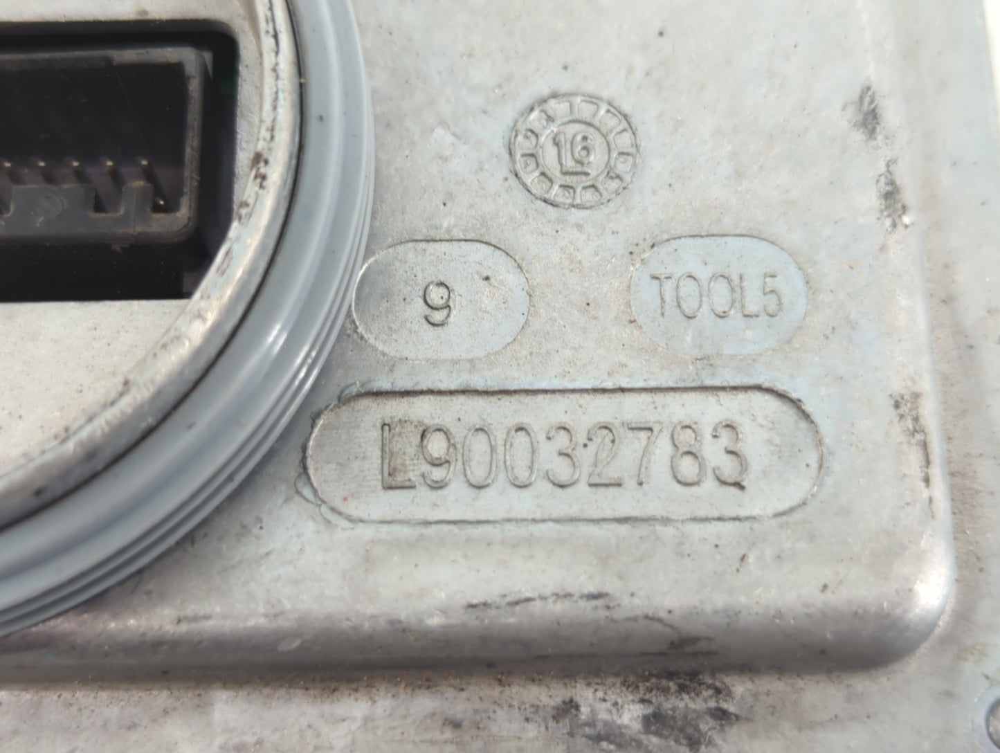 2017 Chevrolet Silverado 1500 Headlight Ballast Head Light - Oemusedautoparts1.com