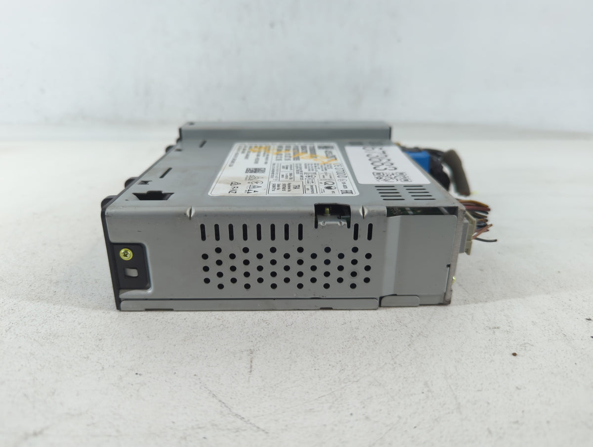 2017-2018 Chevrolet Silverado 1500 Am Fm Cd Player Radio Receiver 673683 - Oemusedautoparts1.com