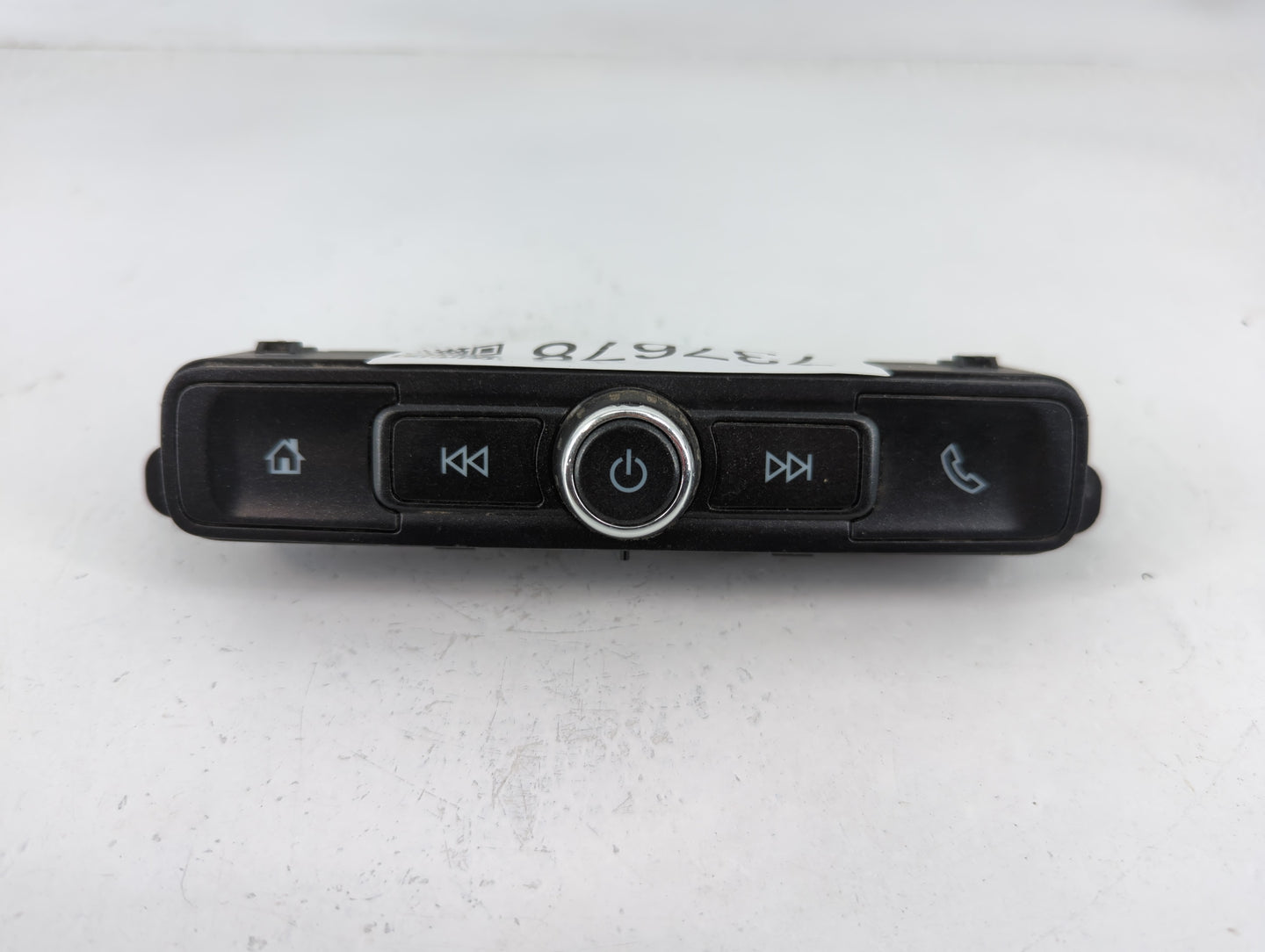 2017-2018 Chevrolet Silverado 1500 Radio AM FM Cd Player Receiver Replacement P/N:42516646 Fits Fits 2017 2018 OEM Used Auto