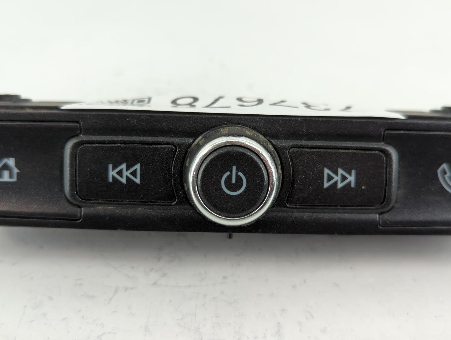 2017-2018 Chevrolet Silverado 1500 Radio AM FM Cd Player Receiver Replacement P/N:42516646 Fits Fits 2017 2018 OEM Used Auto