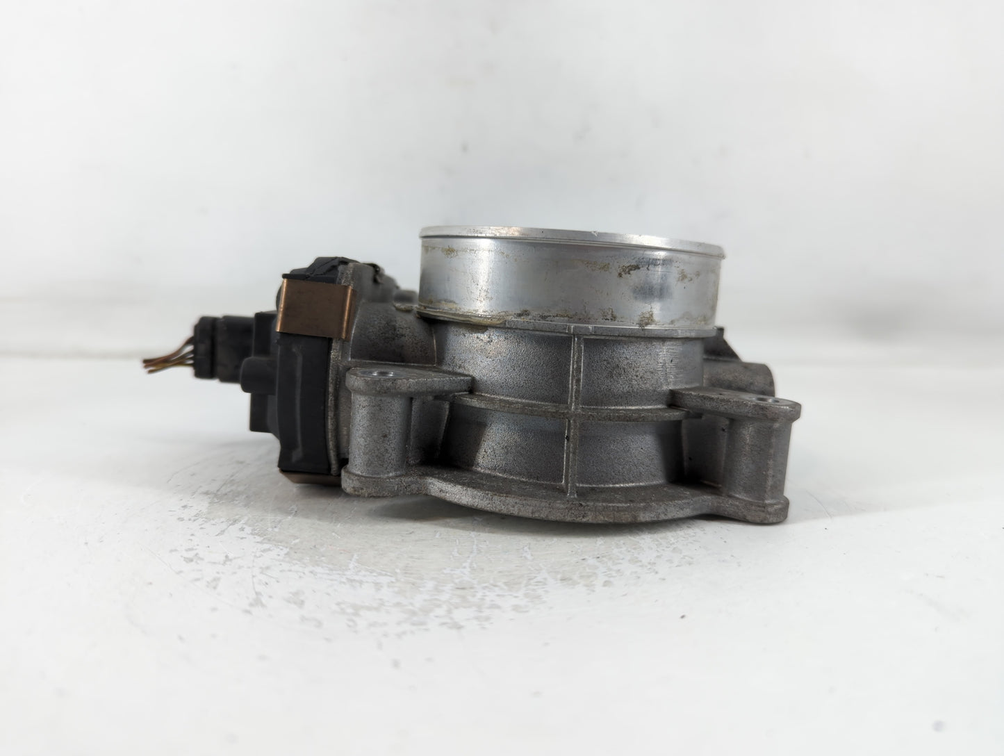 2014-2022 Chevrolet Silverado 1500 Throttle Body P/N:12678224 Fits Fits 2014 2015 2016 2017 2018 2019 2020 2021 2022 OEM Use