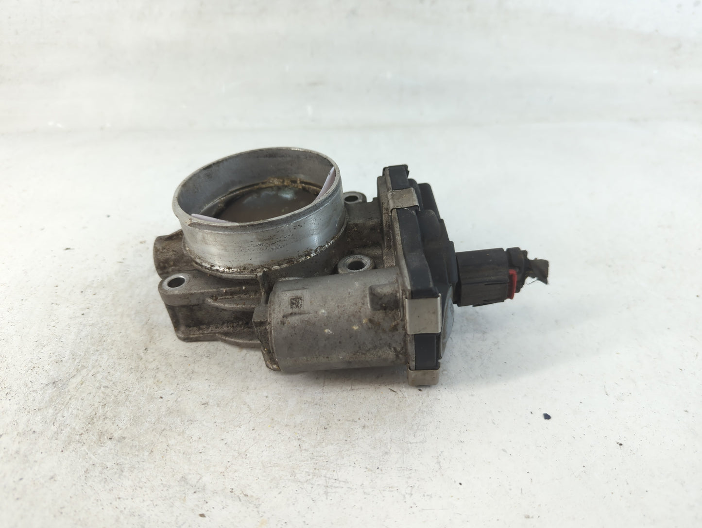 2017 Chevrolet Silverado 1500 Throttle Body P/N:12676296AA Fits Fits 2016 2018 2019 2020 2021 2022 OEM Used Auto Parts - Oem