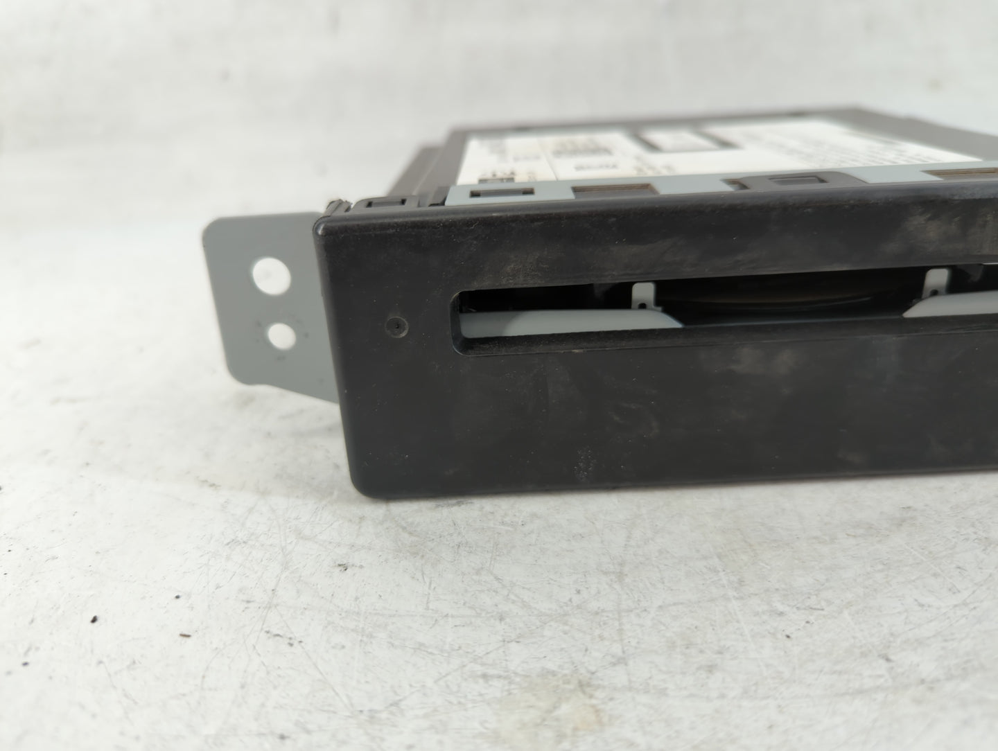 2015-2019 Chevrolet Silverado 1500 Radio AM FM Cd Player Receiver Replacement P/N:84016435 Fits Fits 2015 2016 2017 2018 201