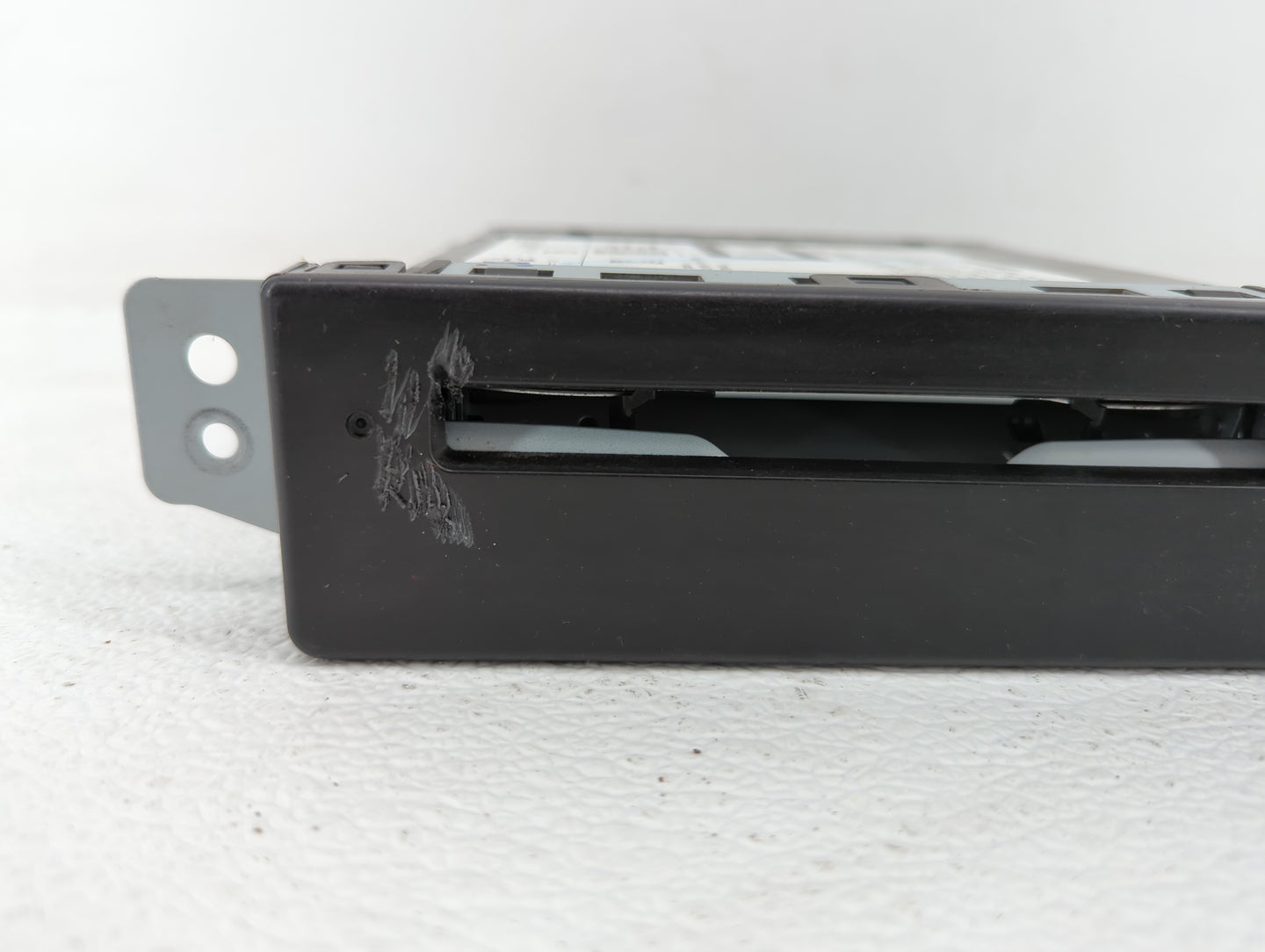 2017 Chevrolet Silverado 1500 Ld Radio AM FM Cd Player Receiver Replacement P/N:23369306 13594481 Fits Fits 2015 2016 2018 2