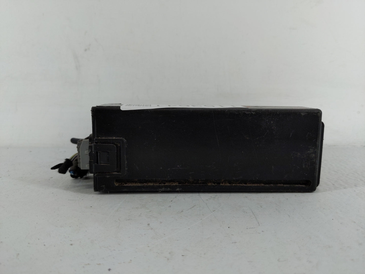 2017-2018 Chevrolet Silverado 2500 Radio AM FM Cd Player Receiver Replacement P/N:84278539 Fits Fits 2017 2018 2019 OEM Used