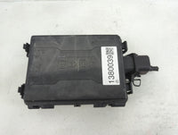 2017-2018 Chevrolet Silverado 2500 Fusebox Fuse Box Panel Relay Module P/N:84303174 Fits Fits 2017 2018 2019 OEM Used Auto P
