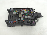 2017-2018 Chevrolet Silverado 2500 Fusebox Fuse Box Panel Relay Module P/N:84303174 Fits Fits 2017 2018 2019 OEM Used Auto P