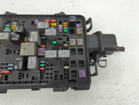 2017-2018 Chevrolet Silverado 2500 Fusebox Fuse Box Panel Relay Module P/N:84303174 Fits Fits 2017 2018 2019 OEM Used Auto P