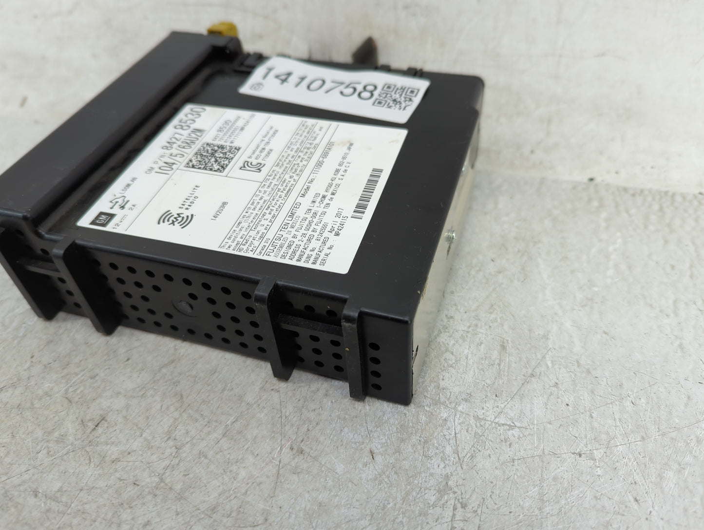2017-2018 Chevrolet Silverado 2500 Radio AM FM Cd Player Receiver Replacement P/N:84278530 Fits Fits 2017 2018 2019 OEM Used