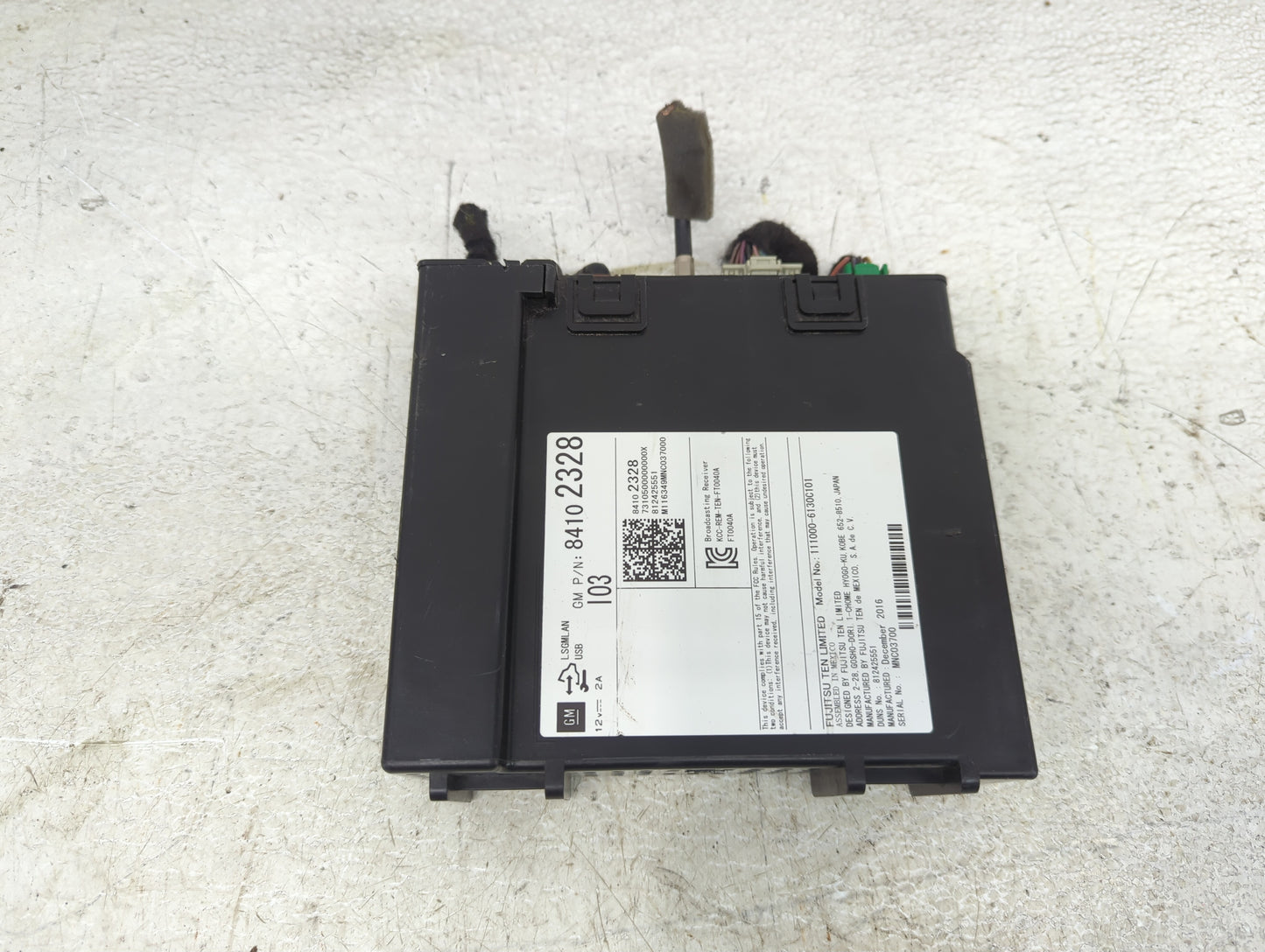 2017-2018 Chevrolet Silverado 2500 Radio AM FM Cd Player Receiver Replacement P/N:84102328 Fits Fits 2017 2018 2019 OEM Used