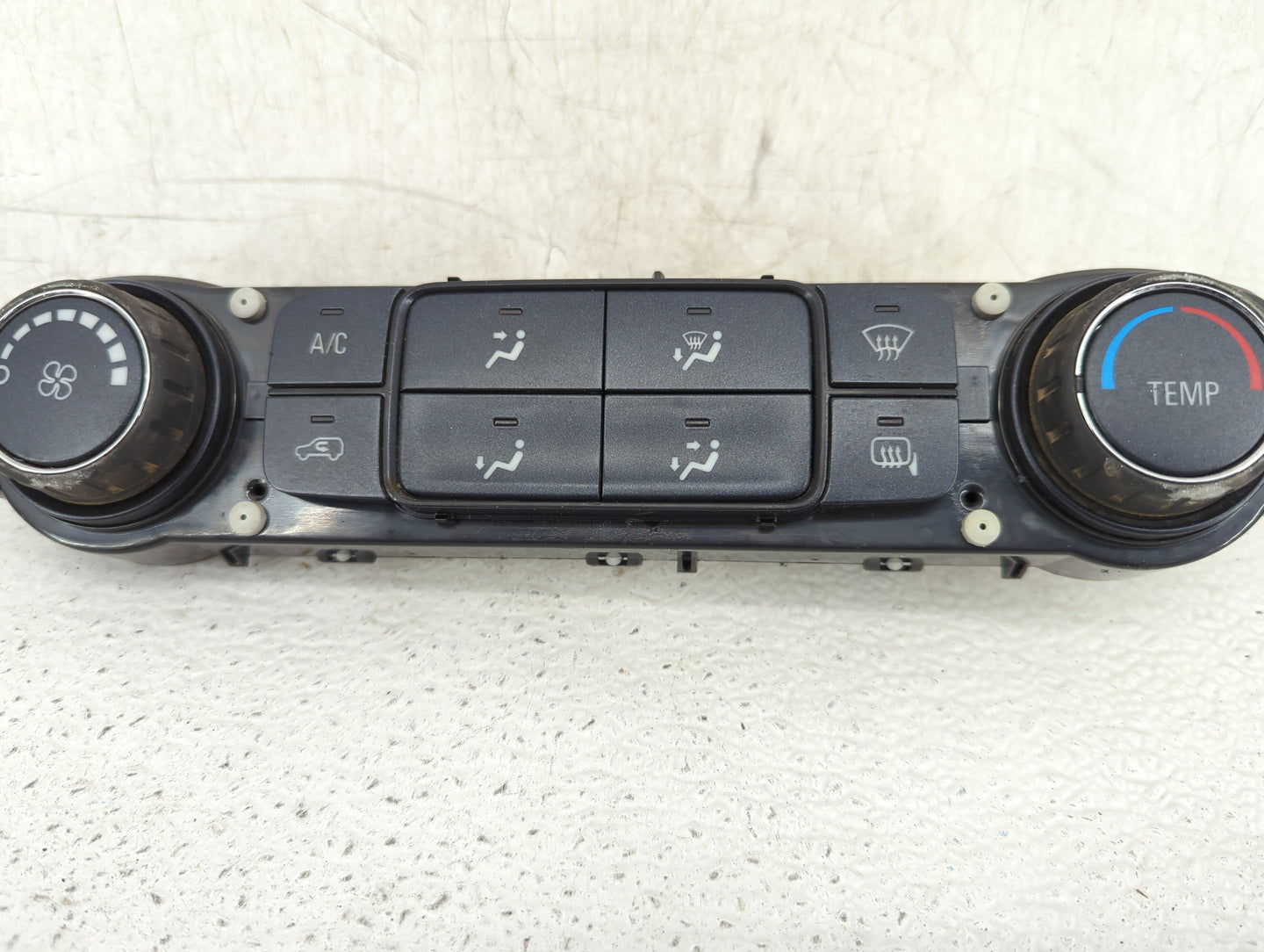2015-2018 Chevrolet Silverado 2500 Climate Control Module Temperature AC/Heater Replacement P/N:84164475 Fits OEM Used Auto 