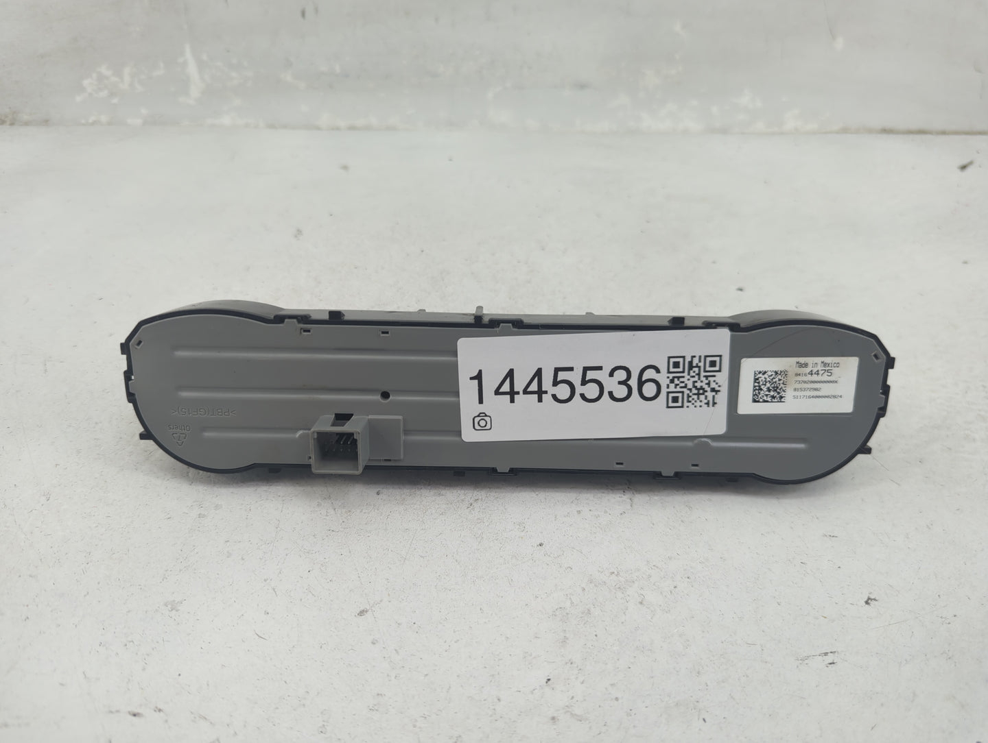 2017 Chevrolet Silverado 2500 Climate Control Module Temperature AC/Heater Replacement P/N:84164475 815372982 Fits OEM Used 
