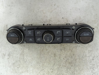 compare product 2015-2018 Chevrolet Silverado 2500 Climate Control Module Temperature AC/Heater Replacement P/N:84164476 815372982 Fits OEM Used Auto Parts