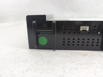 2017-2018 Chevrolet Silverado 3500 Radio AM FM Cd Player Receiver Replacement P/N:555343750 42532869 Fits Fits 2017 2018 2019 OEM Used Auto Parts