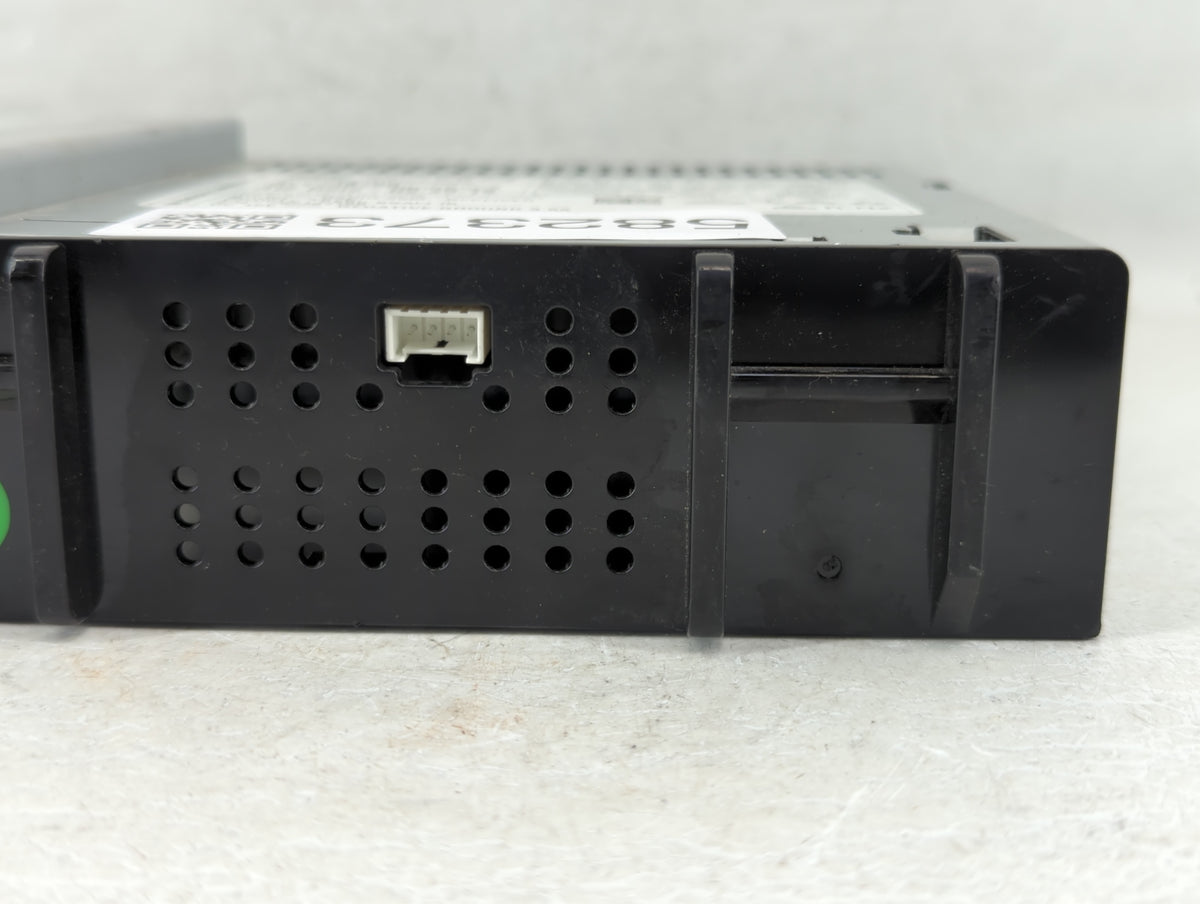 Chevrolet Silverado 3500 Hd Am Fm Cd Player Radio Receiver - Oemusedautoparts1.com