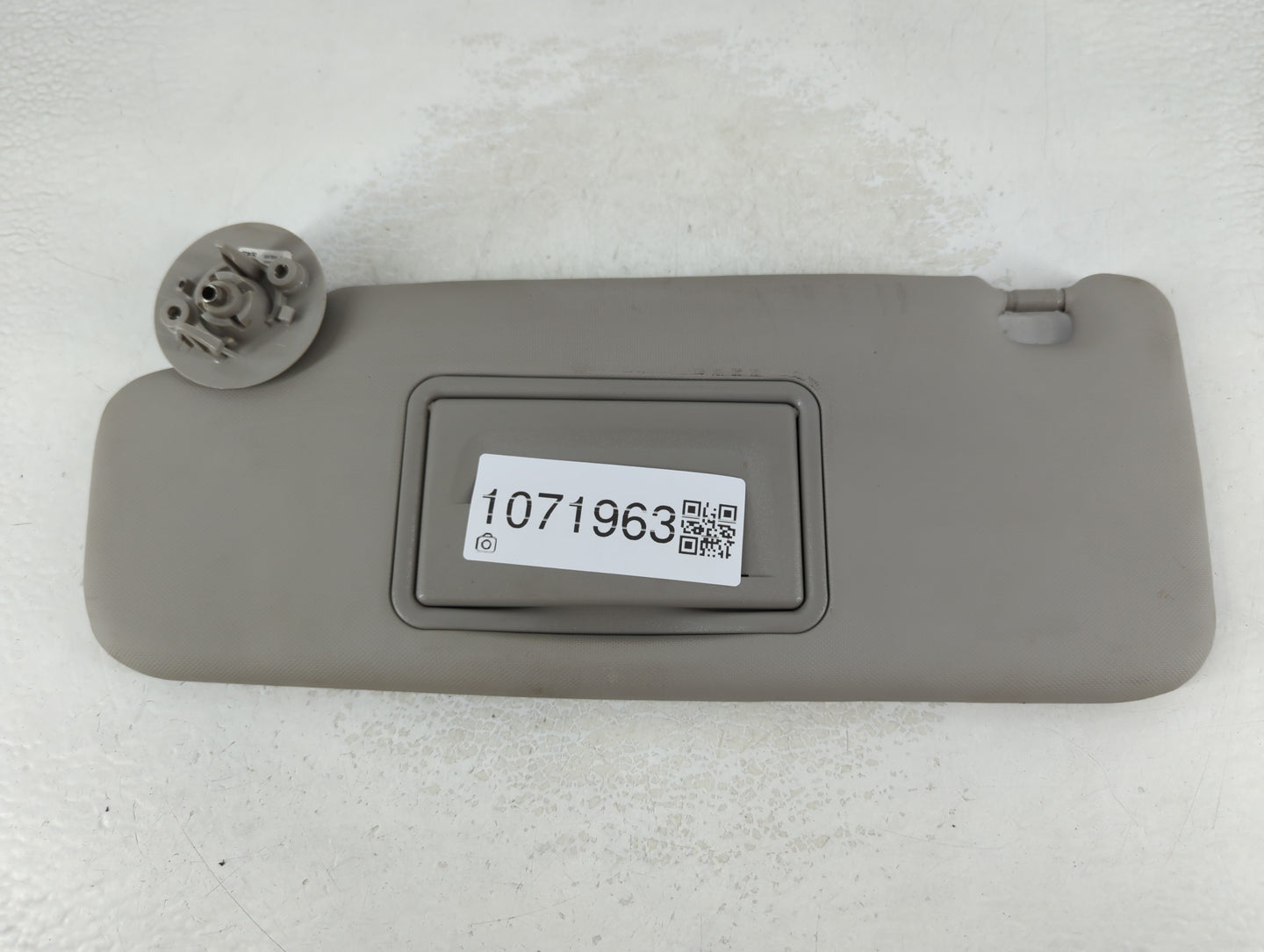 2012-2019 Chevrolet Sonic Sun Visor Shade Replacement Driver Left Mirror Fits Fits 2012 2013 2014 2015 2016 2017 2018 2019 O