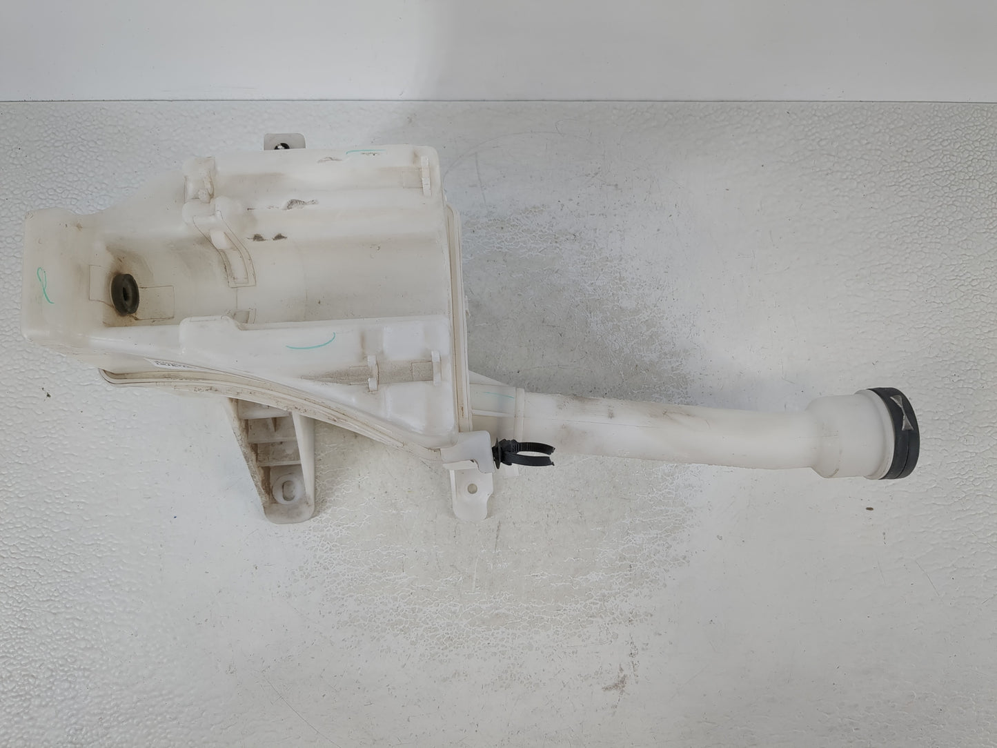 2012-2019 Chevrolet Sonic Windshield Washer Fluid Reservoir Bottle Oem - Oemusedautoparts1.com