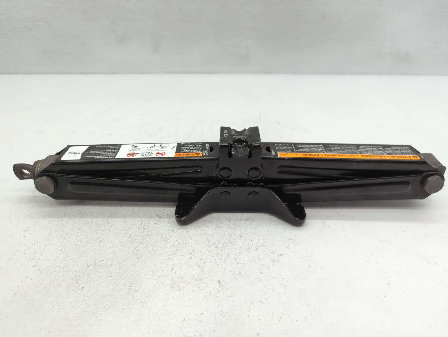 2017 Chevrolet Sonic Spare Scissor Car Jack - Oemusedautoparts1.com