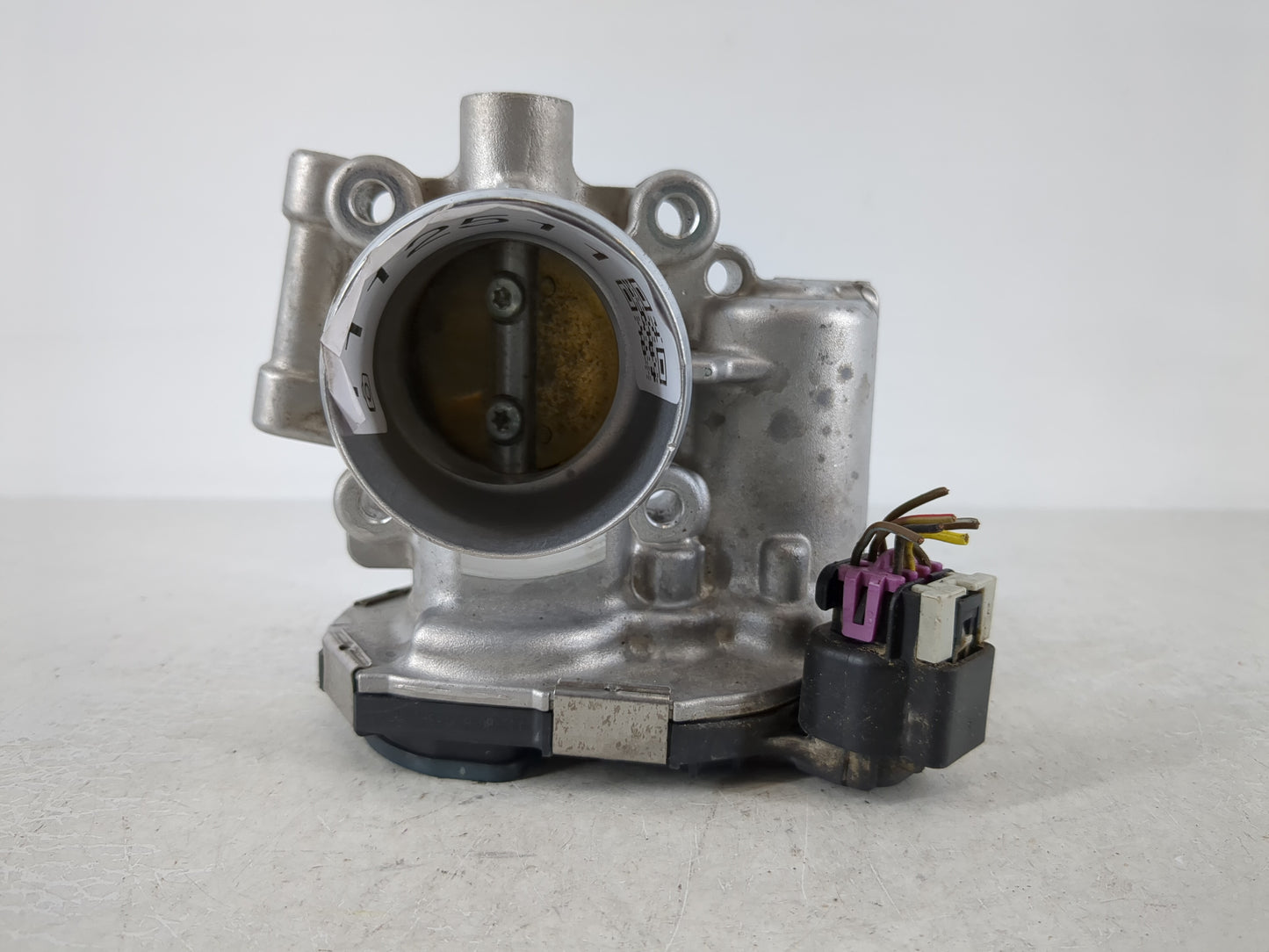 2012-2019 Chevrolet Sonic Throttle Body P/N:55565489 Fits Fits 2011 2012 2013 2014 2015 2016 2017 2018 2019 2020 2021 OEM Us