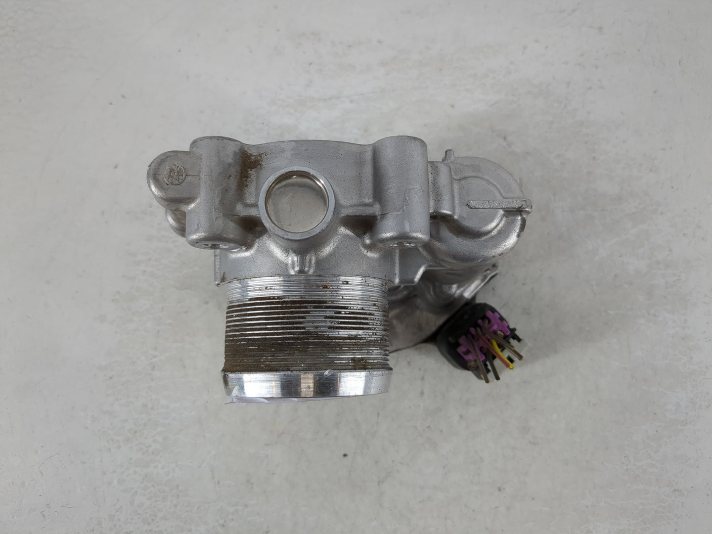 2012-2019 Chevrolet Sonic Throttle Body P/N:55565489 Fits Fits 2011 2012 2013 2014 2015 2016 2017 2018 2019 2020 2021 OEM Us