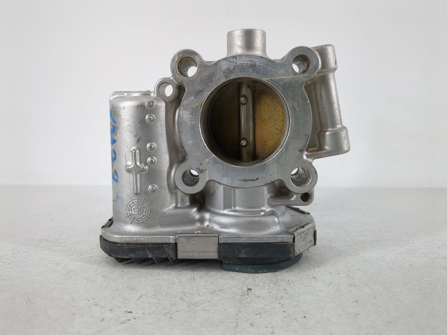 2012-2019 Chevrolet Sonic Throttle Body P/N:55565489 Fits Fits 2011 2012 2013 2014 2015 2016 2017 2018 2019 2020 2021 OEM Us