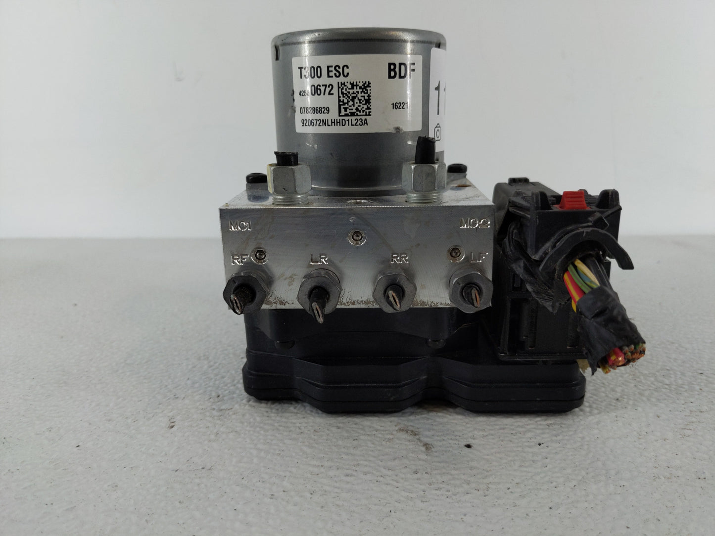 2017-2019 Chevrolet Sonic ABS Pump Control Module Replacement P/N:42520672 Fits Fits 2017 2018 2019 OEM Used Auto Parts - Oe