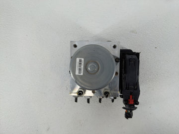 2017-2019 Chevrolet Sonic ABS Pump Control Module Replacement P/N:42520672 Fits Fits 2017 2018 2019 OEM Used Auto Parts