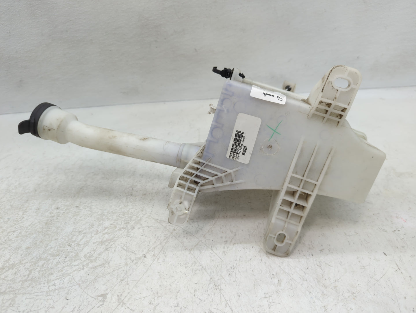 2012-2019 Chevrolet Sonic Windshield Washer Fluid Reservoir Bottle Oem - Oemusedautoparts1.com