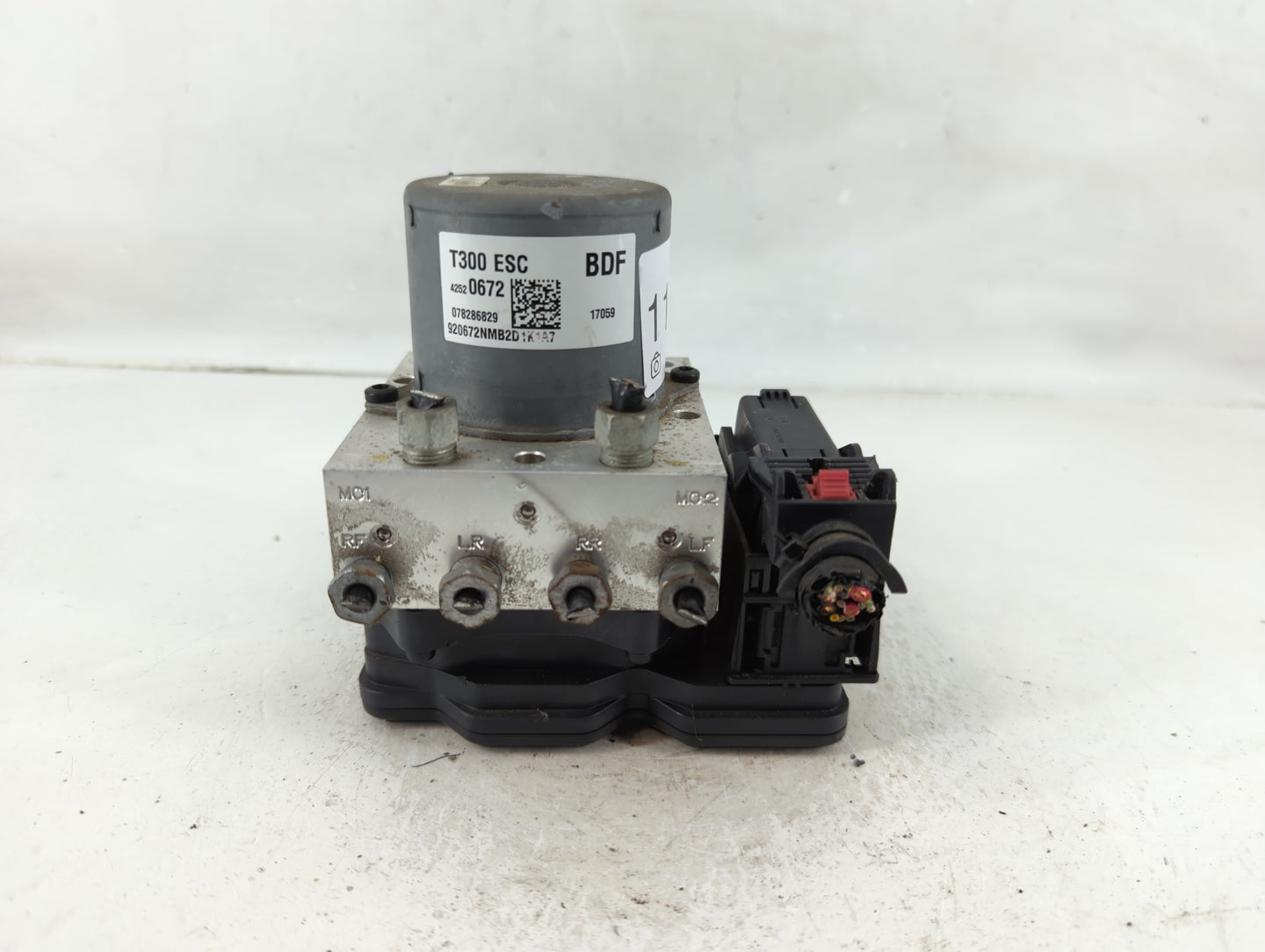 2017-2019 Chevrolet Sonic ABS Pump Control Module Replacement P/N:42520672 Fits Fits 2017 2018 2019 OEM Used Auto Parts - Oe