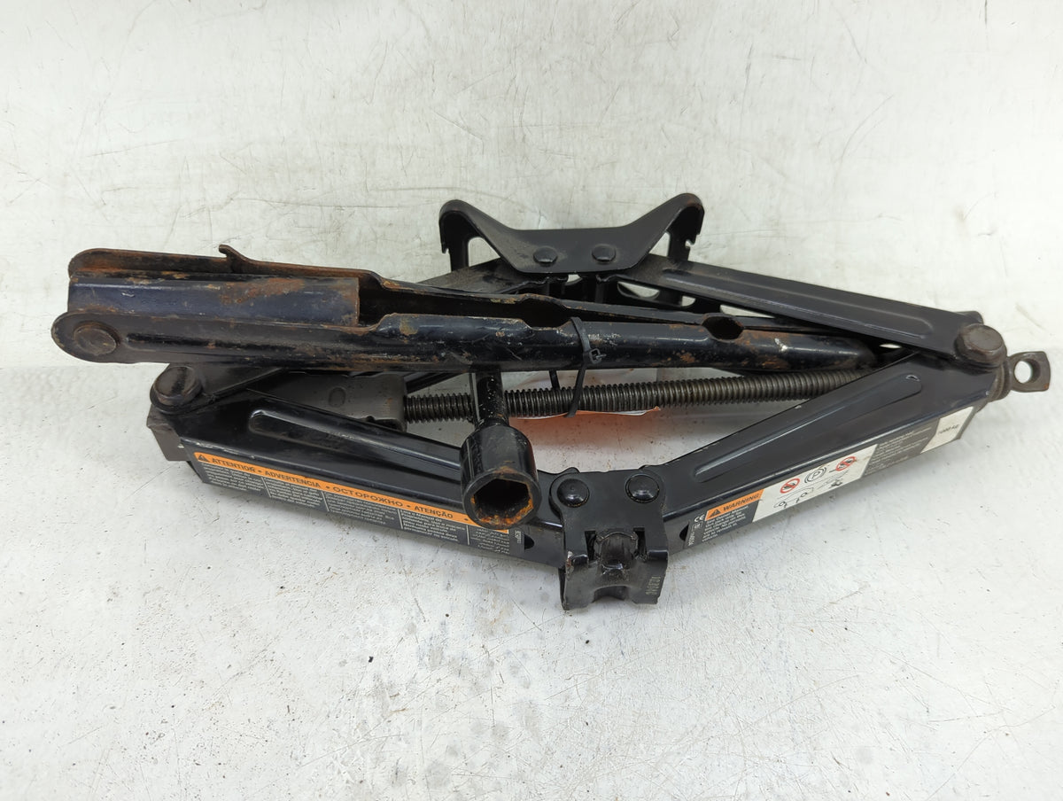 2017 Chevrolet Sonic Spare Scissor Car Jack 1129666 - Oemusedautoparts1.com