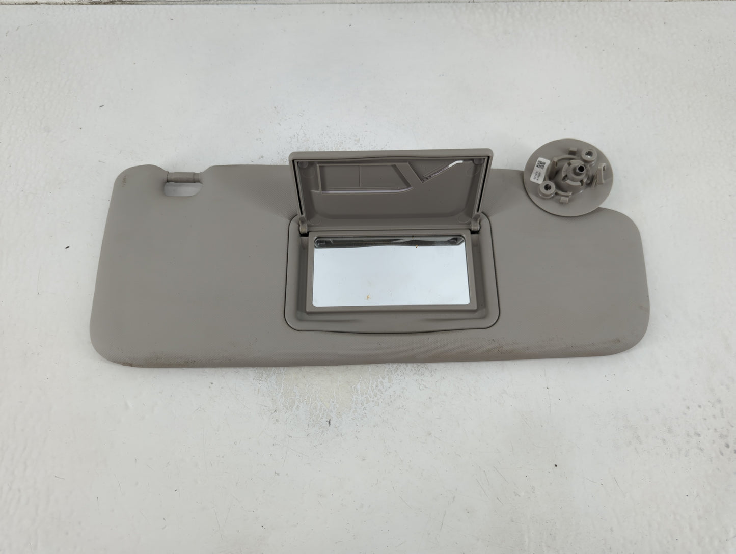 2012-2019 Chevrolet Sonic Sun Visor Shade Replacement Passenger Right Mirror Fits Fits 2012 2013 2014 2015 2016 2017 2018 20