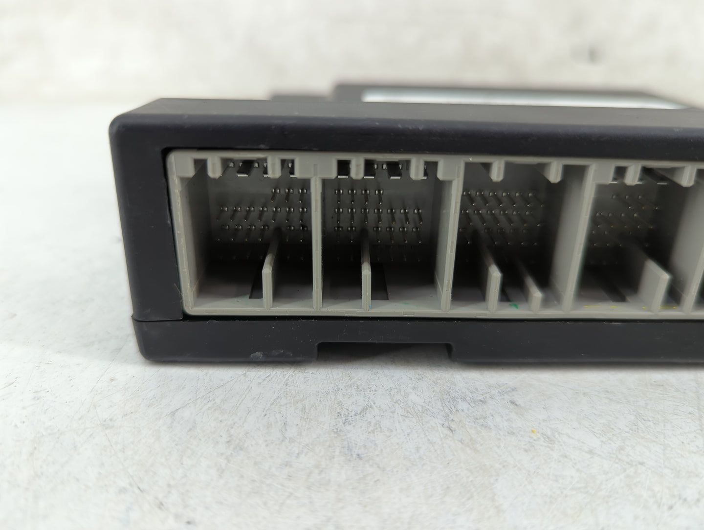 2015-2019 Chevrolet Sonic Body Control Module Bcm Inner Cabin Fuse Box 1133756 - Oemusedautoparts1.com