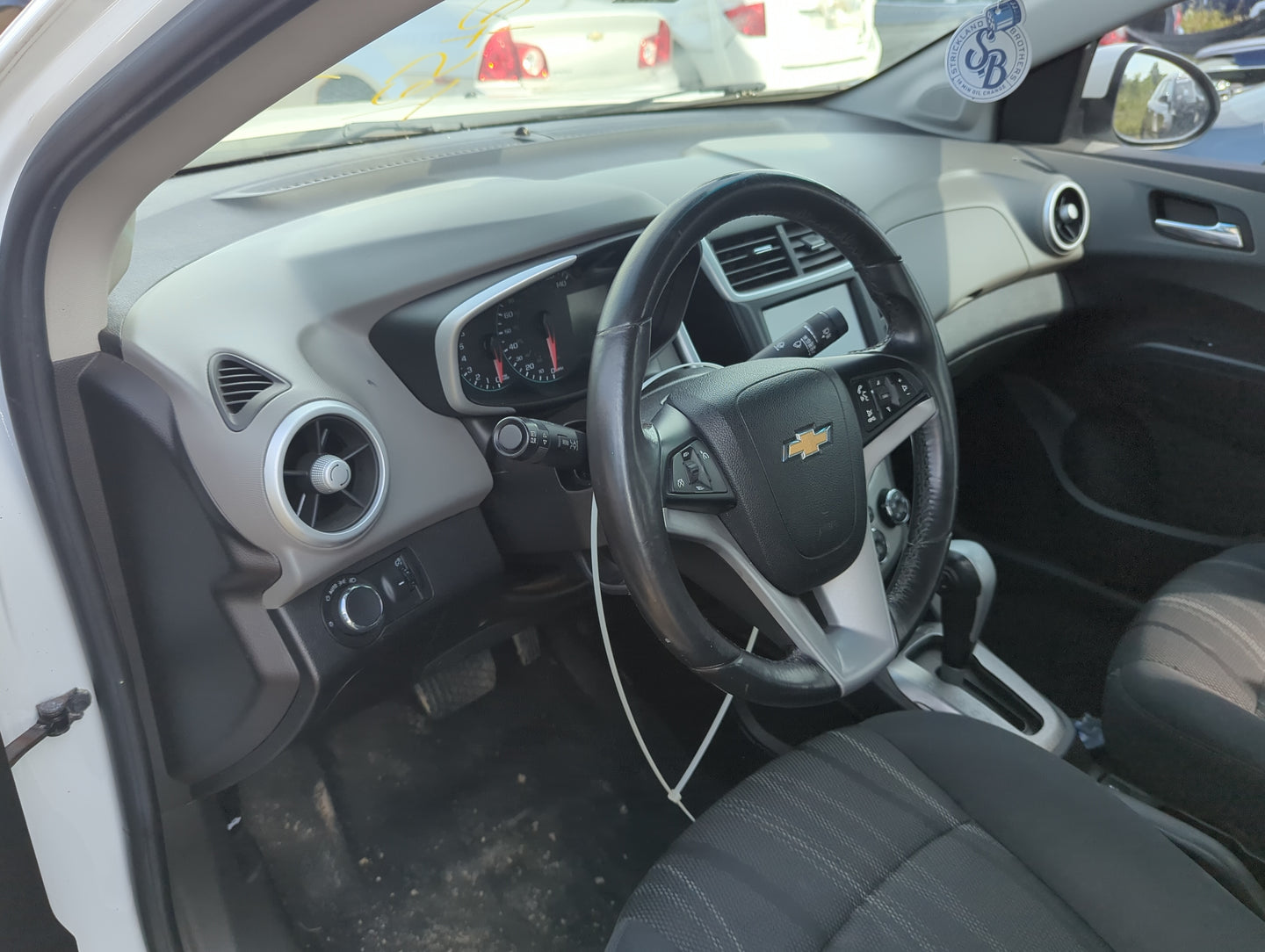 2014-2019 Chevrolet Sonic Air Bag Driver Left Steering Wheel Mounted - Oemusedautoparts1.com