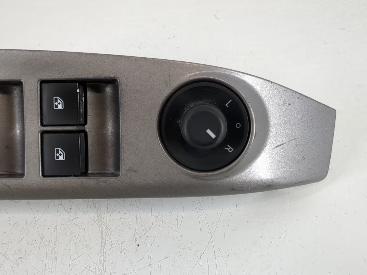 2017-2019 Chevrolet Sonic Master Power Window Switch Replacement Driver Side Left P/N:95328440 Fits OEM Used Auto Parts - Oe