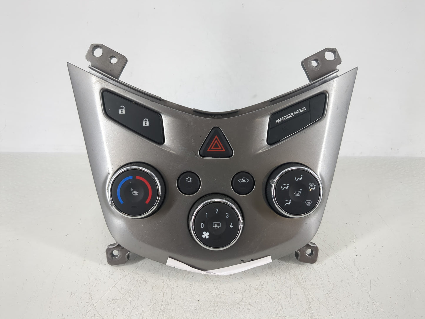 2017-2019 Chevrolet Sonic Climate Control Module Temperature AC/Heater Replacement P/N:42521801 Fits Fits 2017 2018 2019 OEM