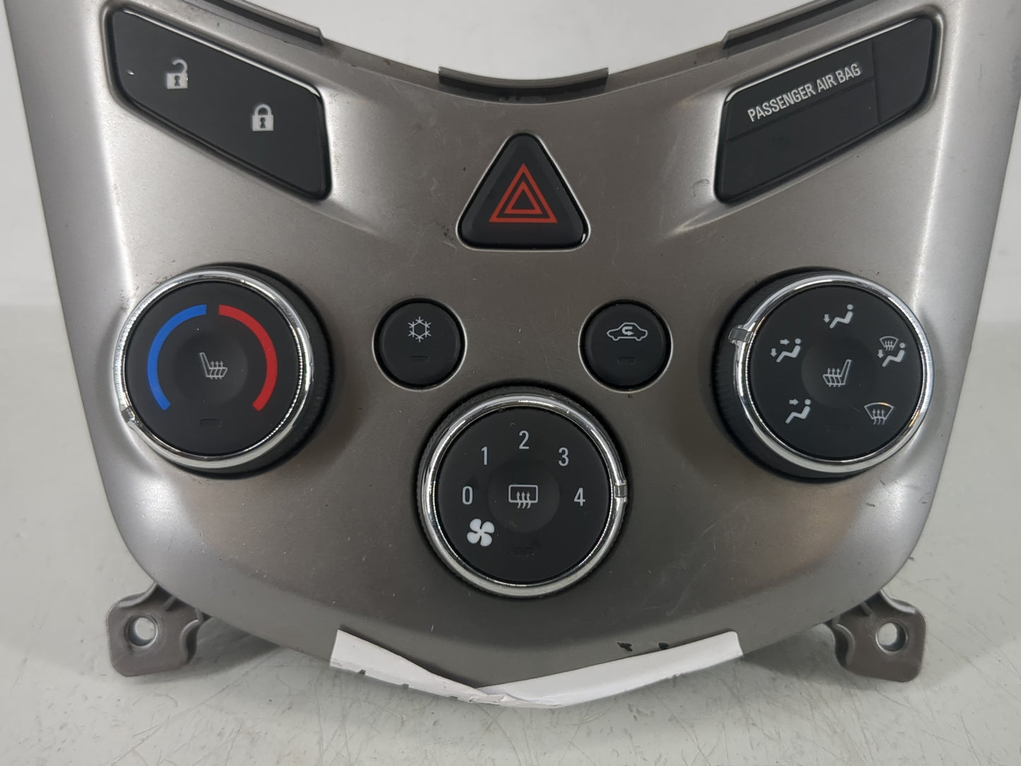 2017-2019 Chevrolet Sonic Climate Control Module Temperature AC/Heater Replacement P/N:42521801 Fits Fits 2017 2018 2019 OEM