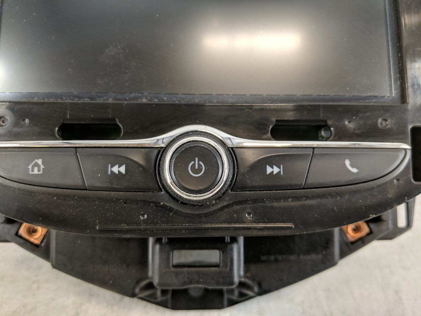 2017 Chevrolet Sonic Radio AM FM Cd Player Receiver Replacement P/N:4251801 Fits Fits 2018 2019 2020 OEM Used Auto Parts - O
