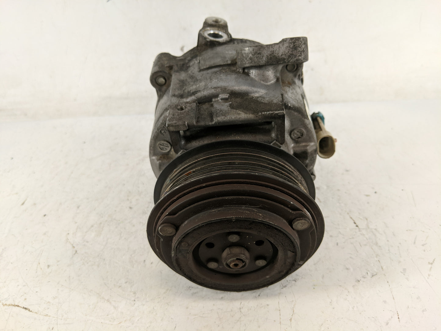 2013-2018 Chevrolet Sonic Air Conditioning A/c Ac Compressor Oem - Oemusedautoparts1.com